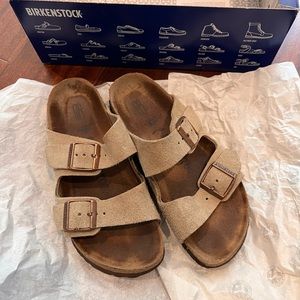 Birkenstocks women’s size 36
